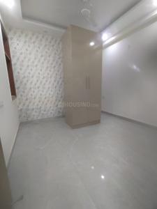 Bedroom Image of 1000 Sq.ft 3 BHK Apartment / Flat for rent in Rajpur Khurd Extension New Delhi for Rs. 25000