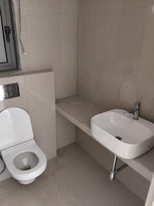 Common Bathroom Image of 1300 Sq.ft 2 BHK Apartment / Flat for sale in Jagatpur Ahmedabad for Rs. 6800000