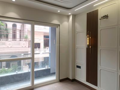 Bedroom Image of 1350 Sq.ft 4 BHK Builder Floor for sale in Sector 4 Rohini New Delhi for Rs. 24000000