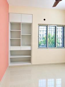 Bedroom Image of 1250 Sq.ft 2 BHK Apartment / Flat for rent in Kasba Kolkata for Rs. 24000