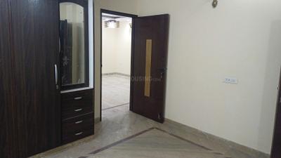 Bedroom Image of 1500 Sq.ft 3 BHK Builder Floor for sale in Rajouri Garden New Delhi for Rs. 18000000