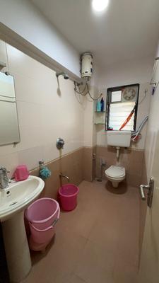 Image of 1261 Sq.ft 3 BHK Apartment / Flat for sale in Lokhandwala Sierra Towers, Kandivali East, Mumbai for Rs. 30000000