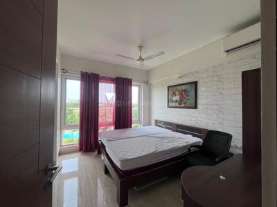 Bedroom Image of 1000 Sq.ft 2 BHK Apartment / Flat for sale in Adventz Zuari Rain Forest Apartment, Chicalim Goa for Rs. 12800000