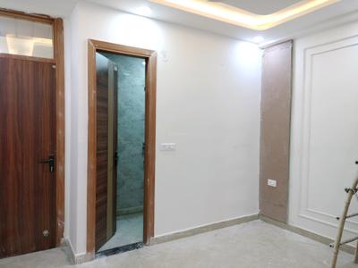 Bedroom Image of 1400 Sq.ft 4 BHK Builder Floor for sale in Shiv Park New Delhi for Rs. 14500000