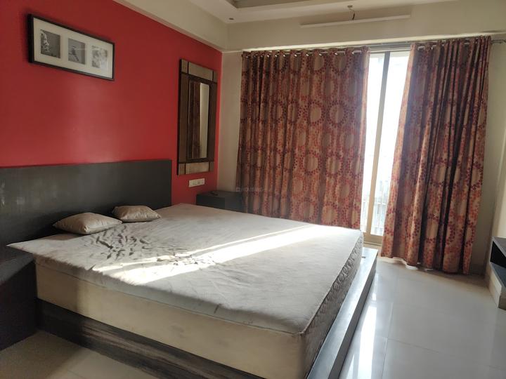 Gala Swing Bedroom One 1