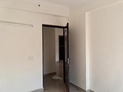 Bedroom Image of 1175 Sq.ft 2.5 BHK Apartment / Flat for sale in Amrapali Silicon City, Sector 76 Noida for Rs. 12000000