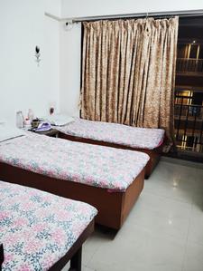 Bedroom Image of Soms in Andheri West, Mumbai