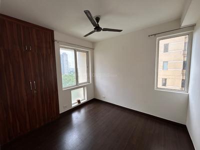 Bedroom Image of 1690 Sq.ft 3 BHK Apartment / Flat for rent in Jaypee Kosmos, Sector 134 Noida for Rs. 26000