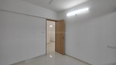 Bedroom Image of 750 Sq.ft 2 BHK Apartment / Flat for rent in Kohinoor Viva City, Dhanori Pune for Rs. 23000