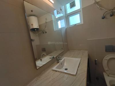 Image of 2200 Sq.ft 3 BHK Apartment / Flat for sale in Emaar MGF The Palm Drive, Sector 66, Gurgaon for Rs. 44600000