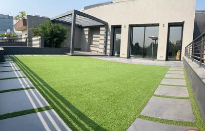 Image of 8000 Sq.ft 9 BHK Villa for rent in Sector 99, Noida for Rs. 350000