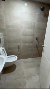 Bathroom Image of 1650 Sq.ft 3 BHK Apartment / Flat for sale in Omaxe The Lake, Kharar Mohali for Rs. 11000000