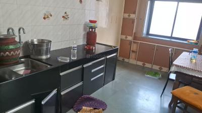 Kitchen Image of 600 Sq.ft 1 BHK Apartment / Flat for rent in Shukrawar Peth Pune for Rs. 25000