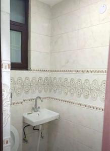 Bathroom Image of 1050 Sq.ft 3 BHK Independent House for sale in Sector 6 Gurgaon for Rs. 7600000