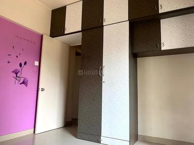 Bedroom Image of 820 Sq.ft 2 BHK Apartment / Flat for sale in Daffodils, Magarpatta City Pune for Rs. 13000000