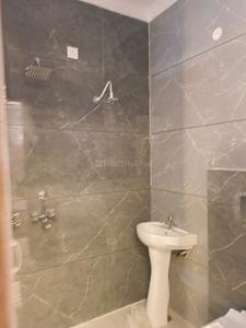 Bathroom Image of 1300 Sq.ft 3 BHK Apartment / Flat for sale in Kharar Mohali for Rs. 6090000