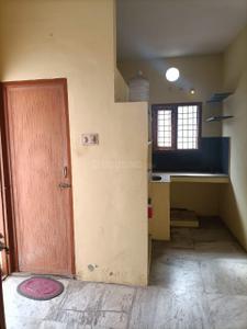 Bathroom Image of 460 Sq.ft 1 BHK Independent House for rent in Thiruvanmiyur Chennai for Rs. 6500
