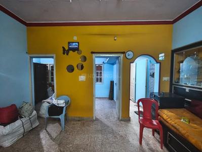Living Room Image of 600 Sq.ft 2 BHK Builder Floor for rent in TK Layout Mysore for Rs. 11000