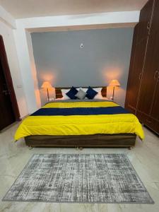 Bedroom Image of 2100 Sq.ft 2 BHK Builder Floor for rent in Sector 27 Gurgaon for Rs. 55000
