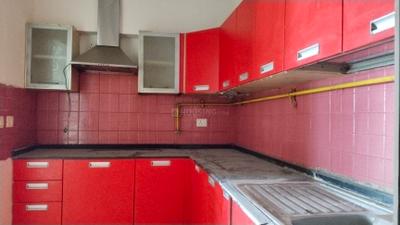 Kitchen Image of 960 Sq.ft 2 BHK Apartment / Flat for rent in Assotech Windsor Park, Indirapuram Ghaziabad for Rs. 30000