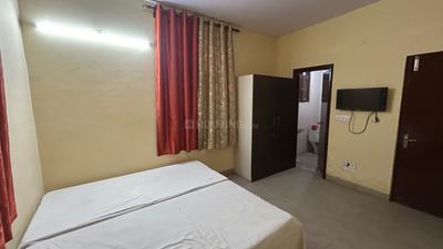 Bedroom Image of Value Rooms in Sector 31, Gurgaon