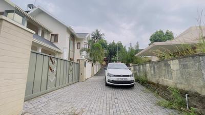 Kakkanad Plot View 2