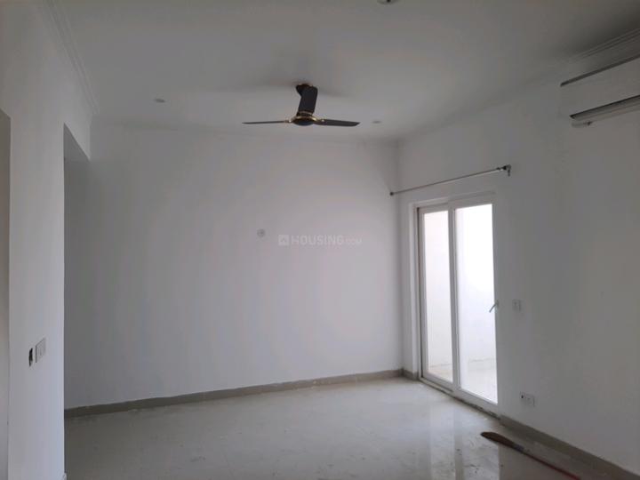 Central Aqua Front Towers by Central Park Main Image 1