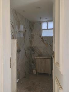 Common Bathroom Image of 2025 Sq.ft 4 BHK Builder Floor for sale in Ridhi Ultra Luxury Foors, Green Field Colony Faridabad for Rs. 17500000