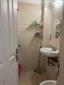 Bathroom Image of 1620 Sq.ft 3 BHK Apartment / Flat for sale in Ballabhgarh Faridabad for Rs. 12000000