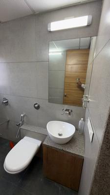 Image of 2700 Sq.ft 4 BHK Apartment / Flat for rent in Earth Elegance, Bodakdev, Ahmedabad for Rs. 100000