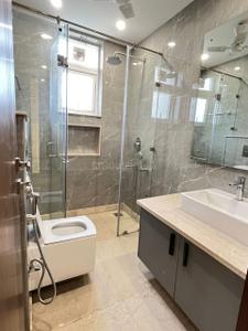 Bathroom Image of 2100 Sq.ft 3.5 BHK Builder Floor for sale in Swaraj Homes E Block RWA Greater Kailash 1, Greater Kailash I New Delhi for Rs. 64000000