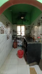 Kitchen Image of 900 Sq.ft 2 BHK Independent House for sale in Paschim Putiary Kolkata for Rs. 3800000