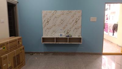 Living Room Image of 675 Sq.ft 1 BHK Apartment / Flat for rent in Kondapur Hyderabad for Rs. 26000