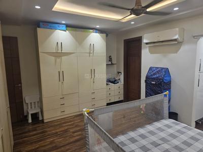 Bedroom Image of 2700 Sq.ft 4 BHK Builder Floor for sale in Greater Kailash New Delhi for Rs. 75000000
