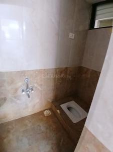Bathroom Image of 1800 Sq.ft 2.5 BHK Independent House for rent in Jahangir Pura Surat for Rs. 18500