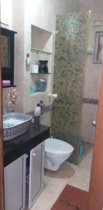 Bathroom Image of 1377 Sq.ft 2.5 BHK Apartment / Flat for rent in Oberoi Splendor, Jogeshwari East Mumbai for Rs. 132000