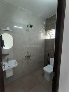 Image of 1650 Sq.ft 3 BHK Apartment / Flat for rent in Maradu, Kochi for Rs. 26000