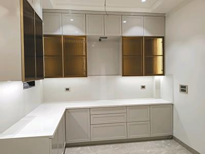 Kitchen Image of 1200 Sq.ft 3 BHK Apartment / Flat for sale in Indirapuram Ghaziabad for Rs. 18000000