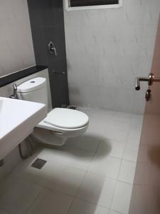 Bathroom Image of 1550 Sq.ft 3 BHK Apartment / Flat for sale in MJR Pearl, Kadugodi Bengaluru for Rs. 19000000