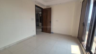 Bedroom Image of 1100 Sq.ft 3 BHK Apartment / Flat for rent in Chhattarpur New Delhi for Rs. 32000