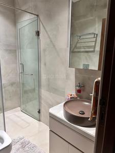 Bathroom Image of 1700 Sq.ft 3 BHK Apartment / Flat for sale in Vraj Tiara, Worli Mumbai for Rs. 150000000