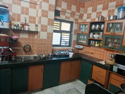 Kitchen Image of 1350 Sq.ft 3 BHK Apartment / Flat for sale in Savaliya Parth Apartment, Satellite Ahmedabad for Rs. 8000000