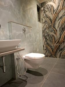 Common Bathroom Image of 725 Sq.ft 1 BHK Apartment / Flat for sale in Dream Meadows, Taloja Navi Mumbai for Rs. 5500000