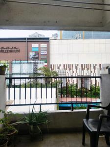 Living Room Image of 750 Sq.ft 2 BHK Apartment / Flat for sale in Pride Silver Crest, Wakad Pune for Rs. 7500000