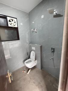 Bathroom Image of 1800 Sq.ft 3.5 BHK Duplex for sale in Vipul World Luxury Floors, Sector 48 Gurgaon for Rs. 21000000
