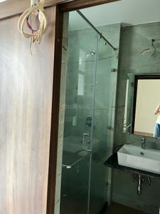Bathroom Image of 1200 Sq.ft 2 BHK Apartment / Flat for sale in K L Poonam Apartments Phase 2, Lukarganj Allahabad for Rs. 15000000