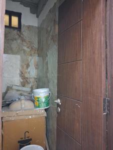 Common Bathroom Image of 1300 Sq.ft 3 BHK Apartment / Flat for sale in Skyline Dev Infra, Sector 49 Noida for Rs. 6000000