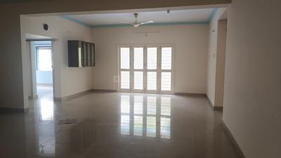 3 BHK Semi Furnished Flat