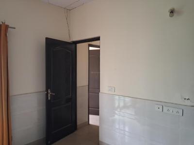 Bedroom Image of 800 Sq.ft 2 BHK Apartment / Flat for sale in Gardenia Golf City, Sector 75 Noida for Rs. 7200000