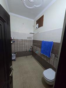 Bathroom Image of 4350 Sq.ft 7 BHK Independent House for sale in Sona Enclave, Modinagar Ghaziabad for Rs. 50000000